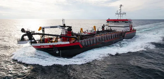 Powering hopper dredge with our engines